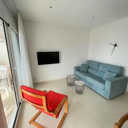 Apartamento Newly Renovated Sitges With Pool Near The Beach By Hello Homes Sitges *