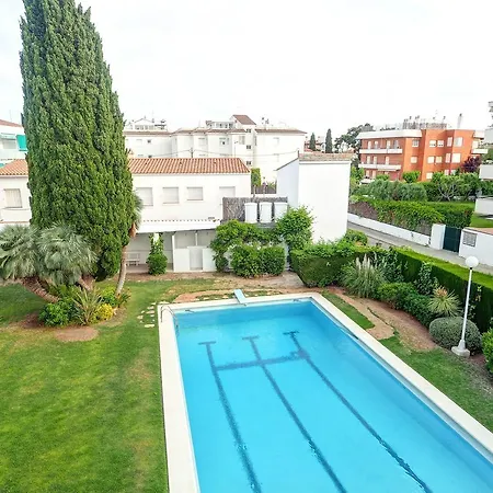 Newly Renovated Sitges With Pool Near The Beach By Hello Homes Sitges Apartamento Sitges
