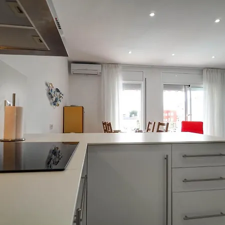 Newly Renovated Sitges With Pool Near The Beach By Hello Homes Sitges *
